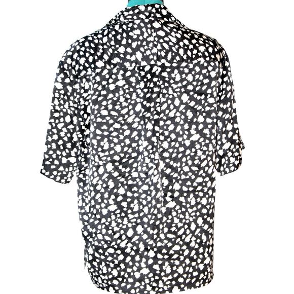 Vintage Doncaster Silks 100% Silk Black White Abstract Blouse Women’s Size 4 - Picture 2 of 3